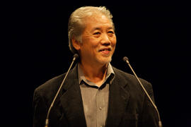 Wayson Choy speaking at the workshop : [photograph]
