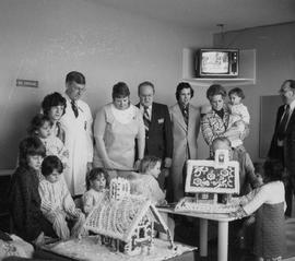Photograph of Gordon Wragg and Others at Etobicoke General Hospital Spending Time with the Kids i...
