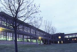 Photograph of the Lakeshore campus building