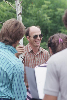 Photograph of landscape instructor and students