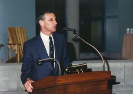 Photograph of official opening of the Student Centre in building "KX"