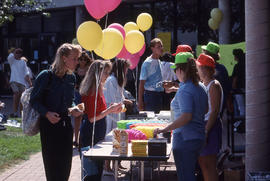 Photograph of the Annual SAC Discovery Week BBQ