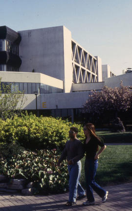 Photograph of students walking by the E building