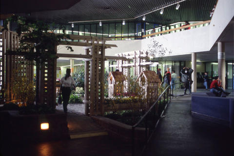 Open original Digital object