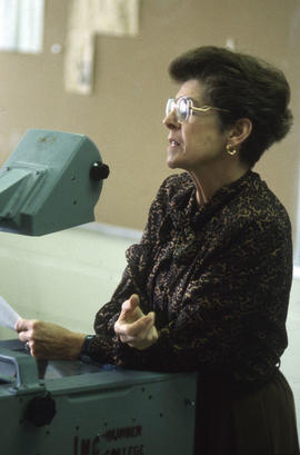 Photograph of an Instructor Giving a Lesson