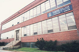 Photograph of the Lakeshore 3 Campus Building