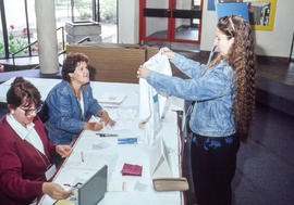 Photograph of Madelaine Matte and Kathy Rowlands at a workshop