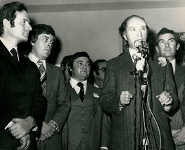Photograph of Pierre Elliott Trudeau visit during the 1974 federal election campaign