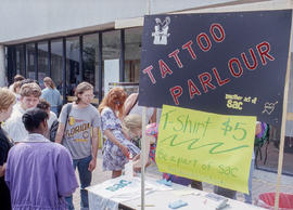 Photograph of students at SAC  Discovery week barbecue event