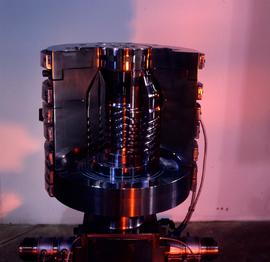 Photograph of an extruder head