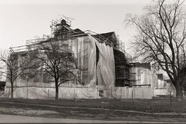 Photograph of restoration work being done on the cottages at Lakeshore