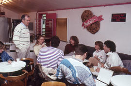 Photograph of instructor Ross Richardson and students at Swirls