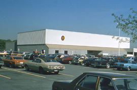Photograph of Gordon Wragg athletic centre