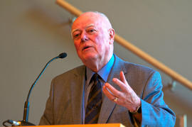 Photograph of Alistair MacLeod lecturing