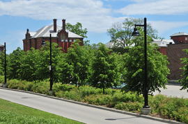 Photograph of Cottage G at the Lakeshore Campus